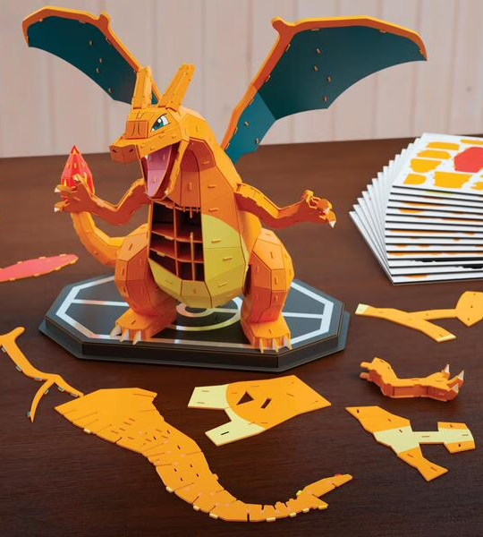 FIGURINE DRACAUFEU POKÉMON 4D BUILD  - SPIN MASTER