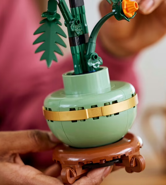 10368 LEGO® BOTANICALS LE CHRYSANTHÈME - LEGO
